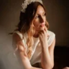 Couronne mariage grosses fleurs blanches