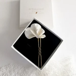 Accessoire coiffure de mariée. Drapé de porcelaine. Accessoire mariage civil