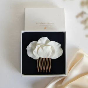 Peigne mariée solene dans son écrin-bijou de cheveux
