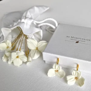 Ensemble accessoires et bijoux de mariage en porcelaine froide by Marguerite