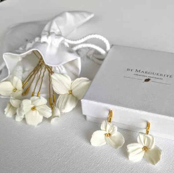 Ensemble accessoires et bijoux de mariage en porcelaine froide by Marguerite