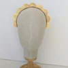 Accessoire mariage oriental. Couronne or et perles ivoire.
