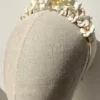 Couronne de fleurs de mariage. Style bohème chic. Porcelaine froide.