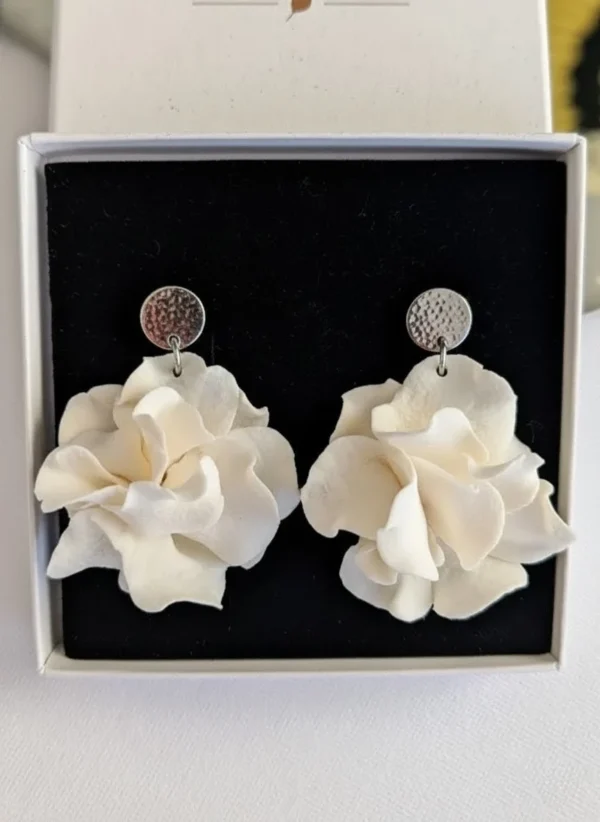 Boucles d'oreilles mariage fleur argent