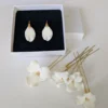 Parure boucles d oreilles et accessoires cheveux mariage élégants